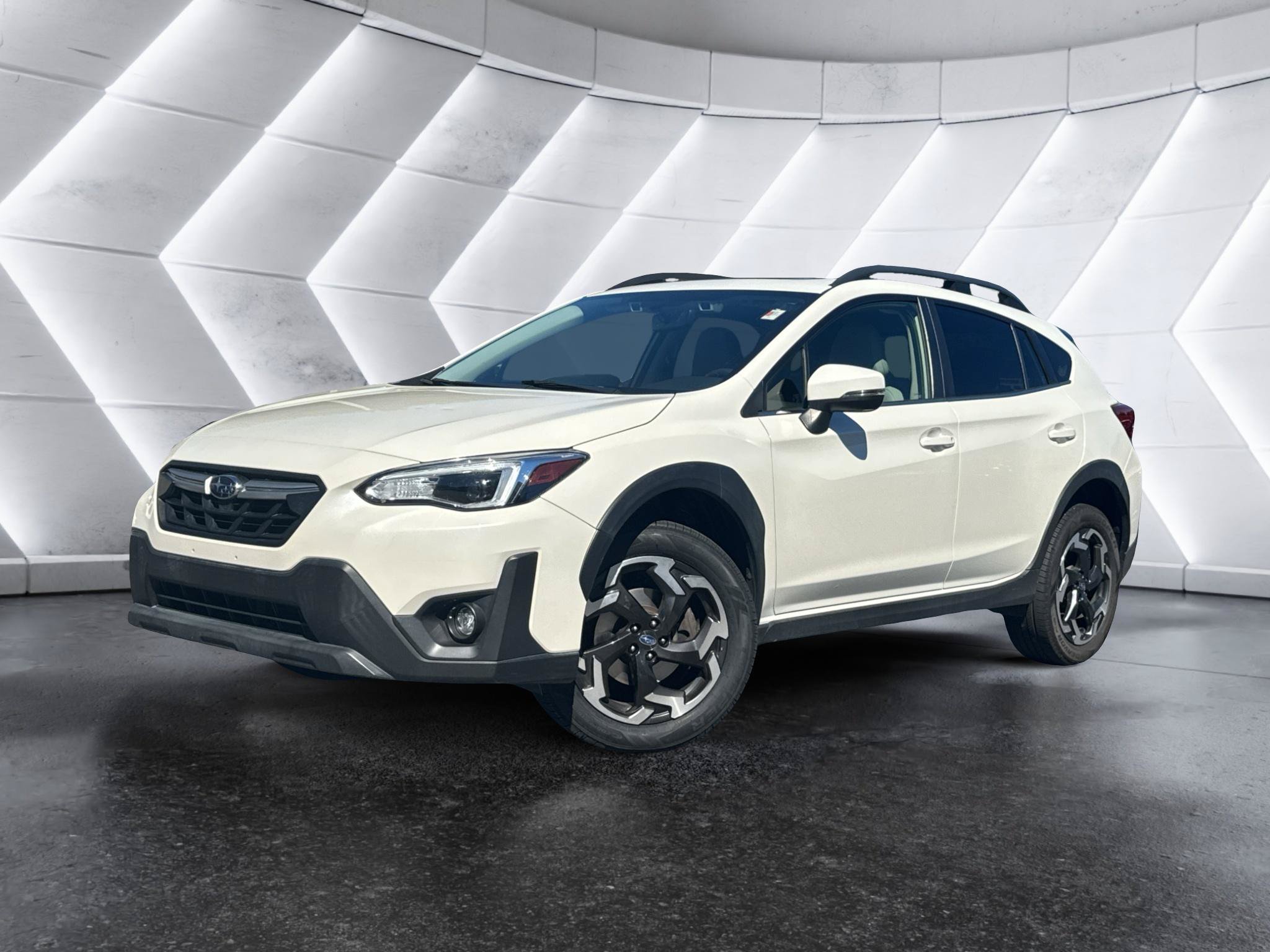 Used 2021 Subaru Crosstrek 2.5i Limited w/ Moonroof Package 2 AWD/4WD image 1