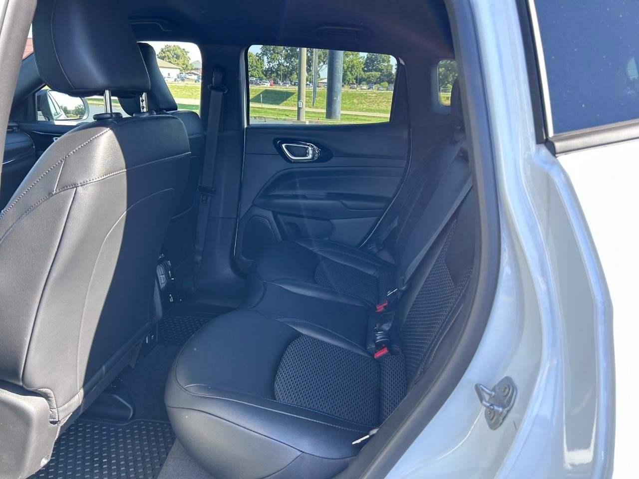 New 2026 Jeep Compass Latitude w/ Quick Order Package 29K image 10