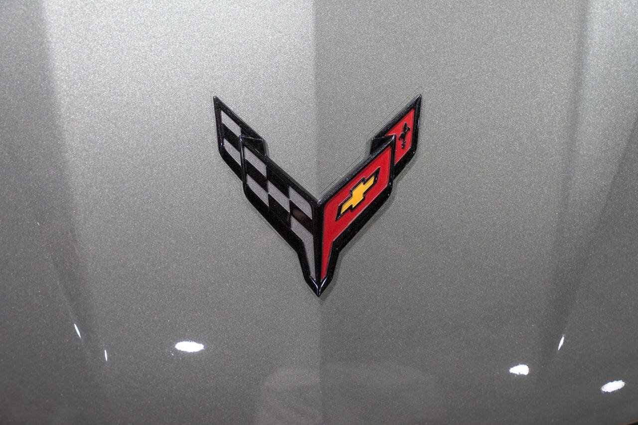 Used 2022 Chevrolet Corvette Stingray Coupe w/ 1LT RWD image 22