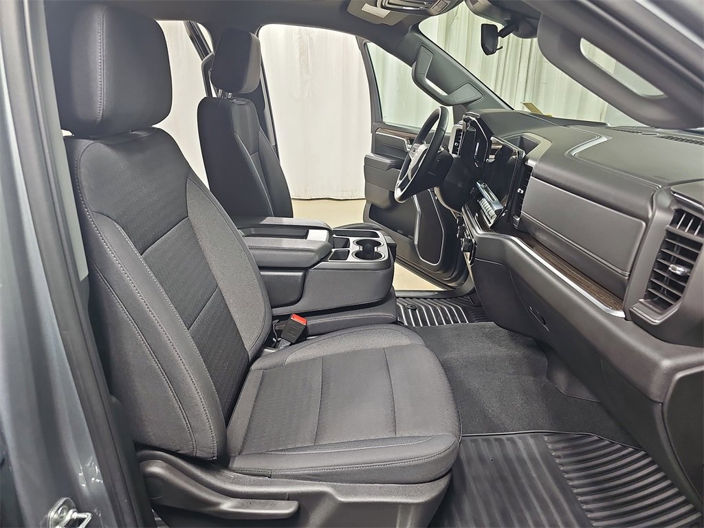 Certified 2025 Chevrolet Silverado 1500 LT image 13