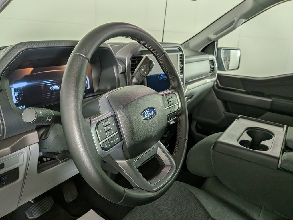 Used 2025 Ford F150 XLT w/ Equipment Group 301A Standard AWD/4WD image 18