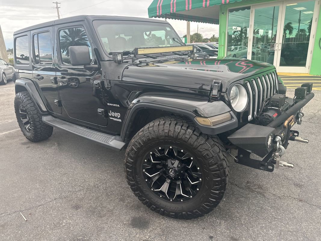 Used 2020 Jeep Wrangler Unlimited Sahara image 11