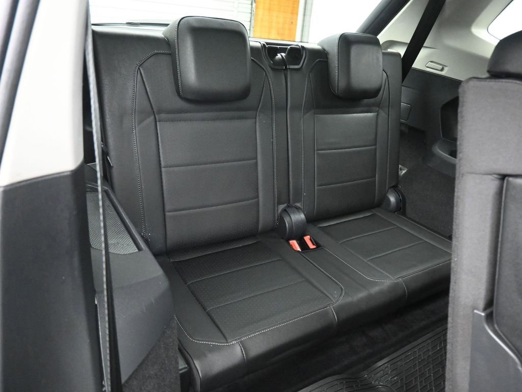 Used 2019 Volkswagen Tiguan SE AWD/4WD image 47