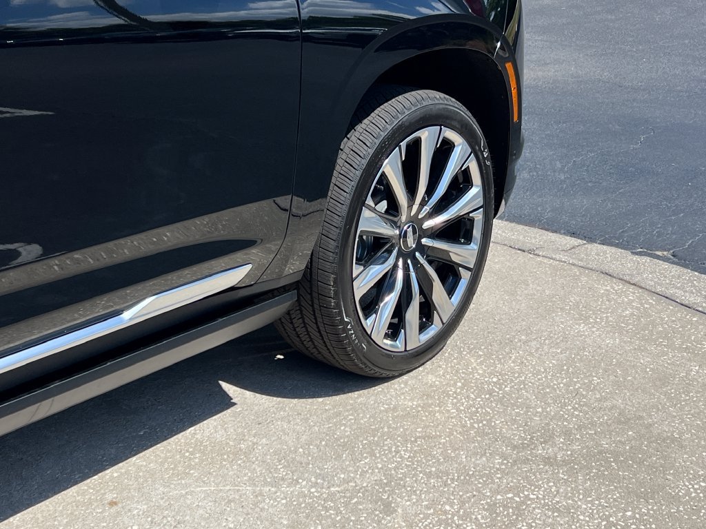 New 2026 Cadillac Escalade Platinum Luxury AWD/4WD image 36