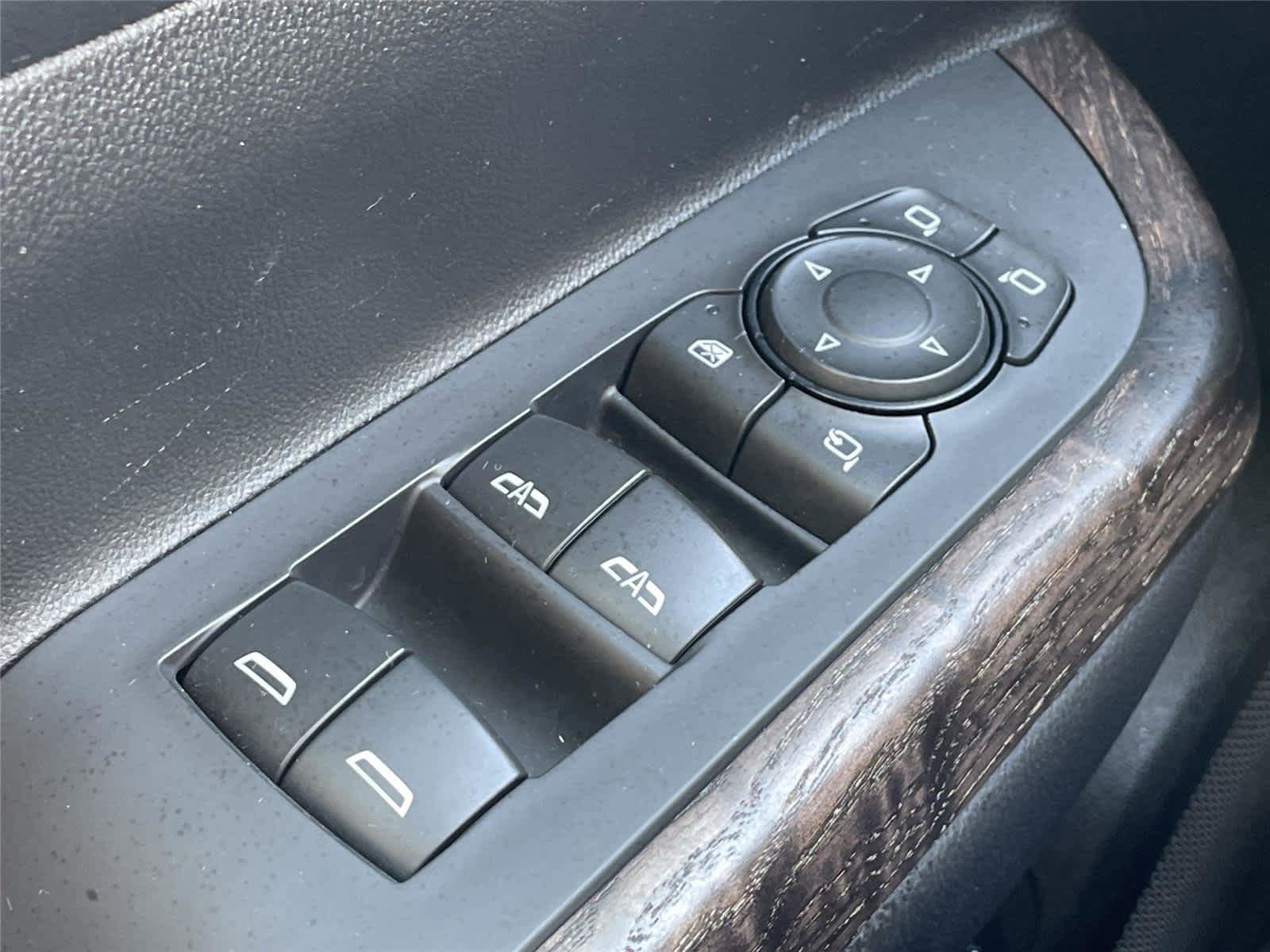 Used 2021 GMC Acadia Denali w/ GMC Pro Grade Package AWD/4WD image 30