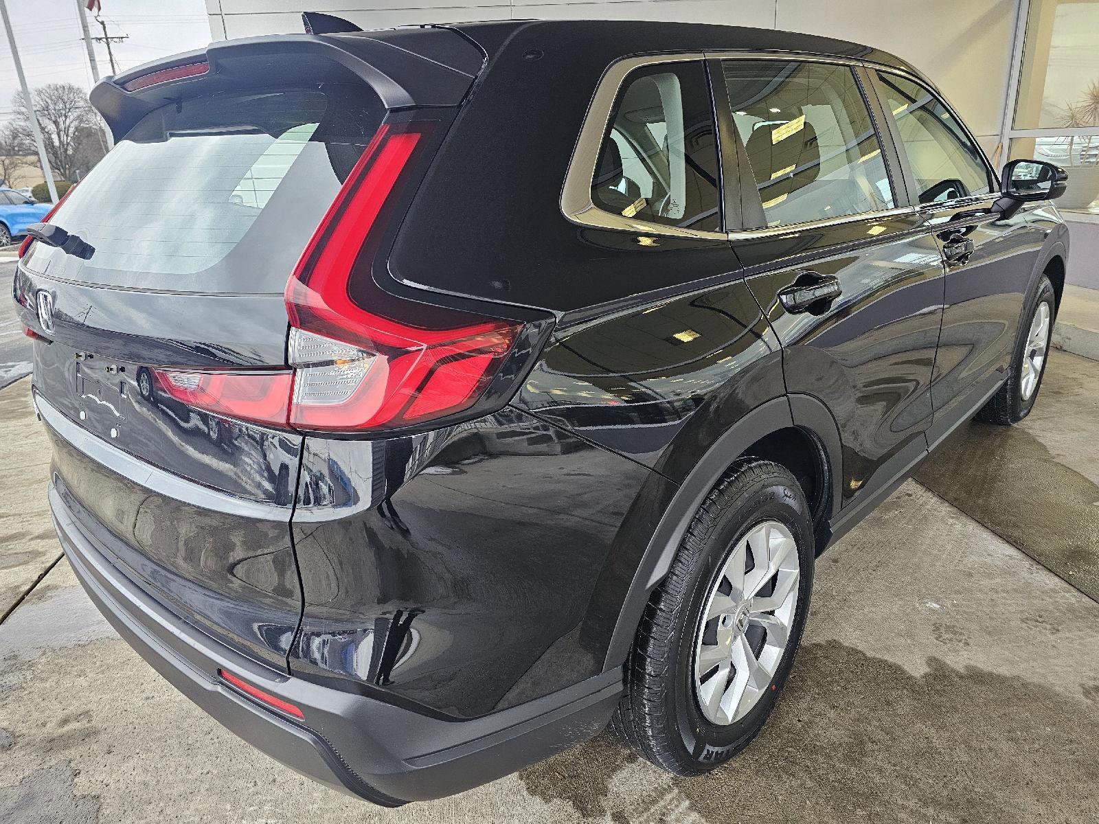 Used 2024 Honda CR-V LX image 5