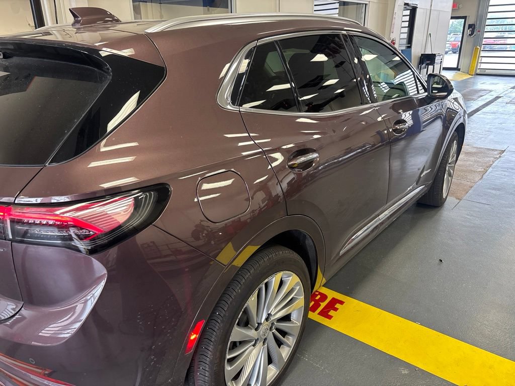 Used 2024 Buick Envision Avenir AWD/4WD image 7