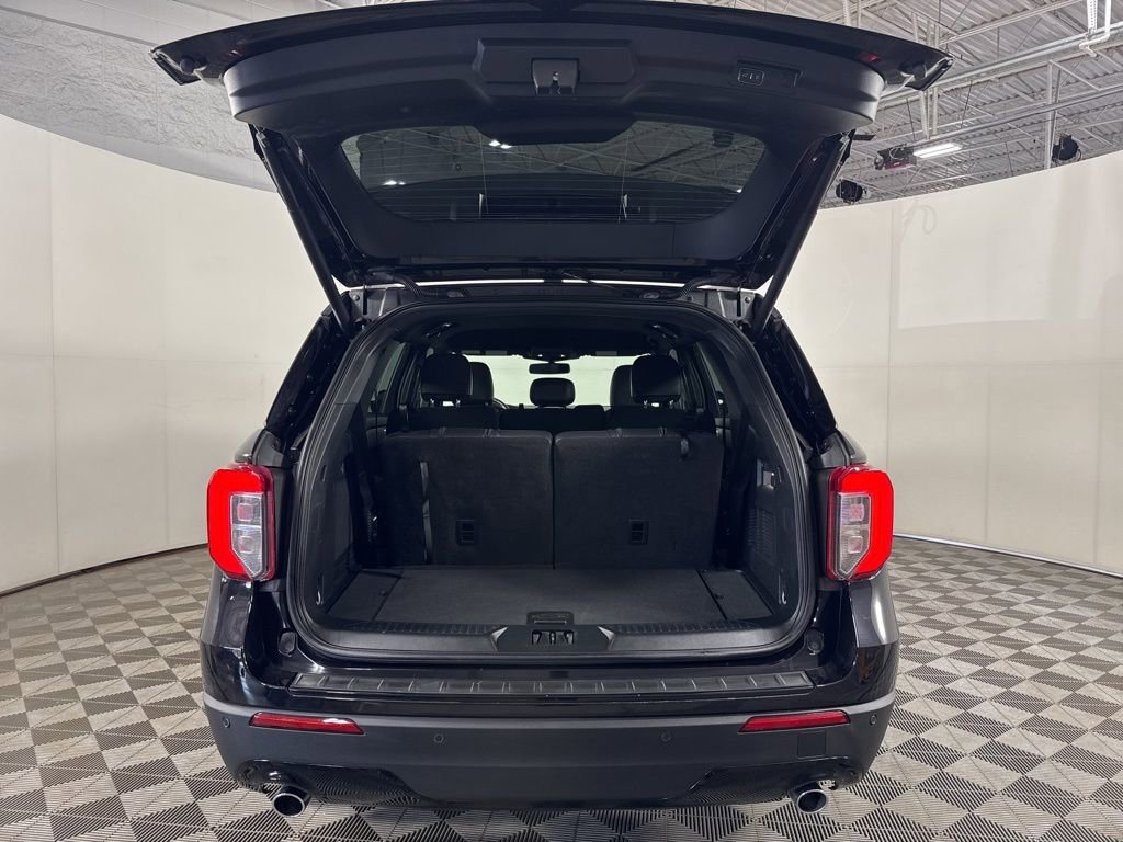 Used 2023 Ford Explorer ST-Line image 9