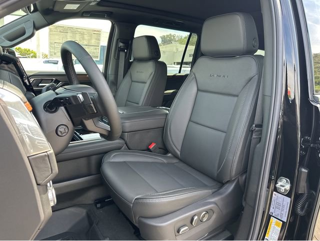 New 2026 GMC Yukon XL Denali image 24