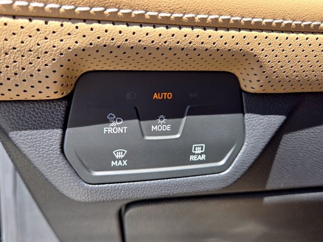 New 2026 Volkswagen Atlas Cross Sport SE FWD image 27