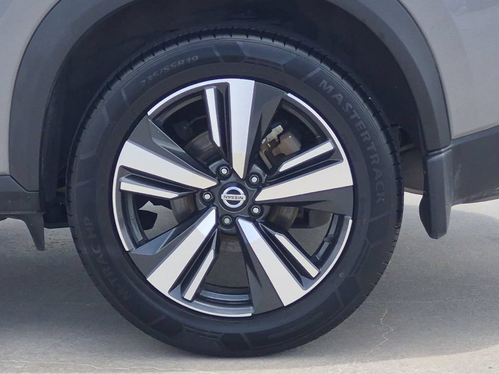 Used 2021 Nissan Rogue SL w/ Premium Package FWD image 25