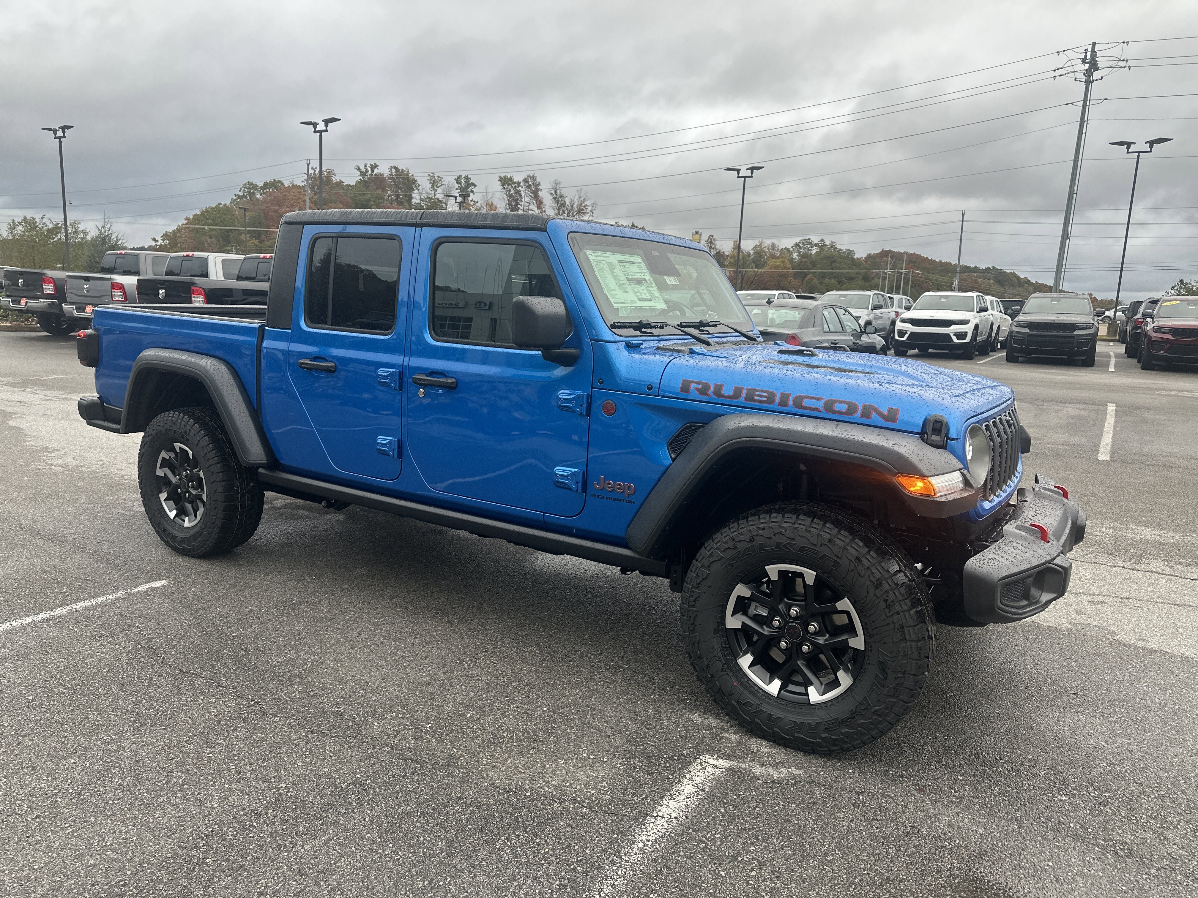 New 2026 Jeep Gladiator Rubicon w/ Technology Group AWD/4WD image 5
