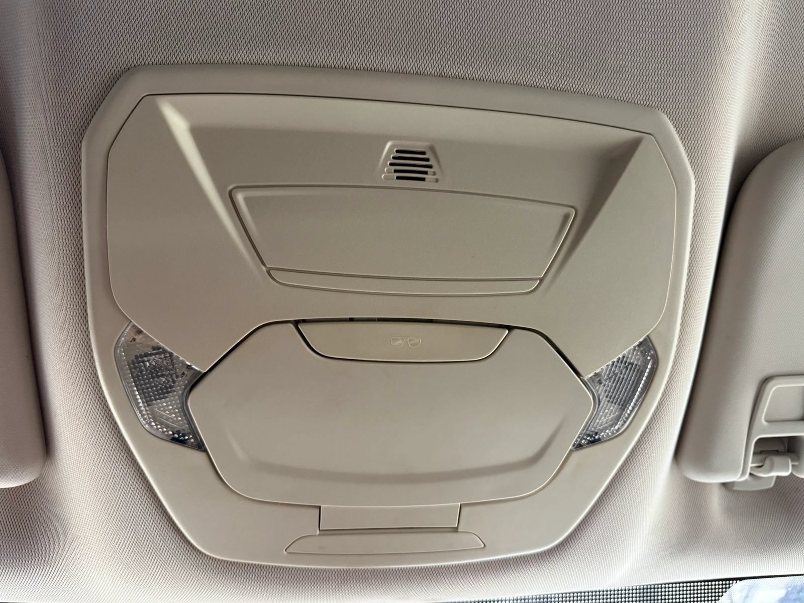 Used 2017 Ford Escape SE FWD image 37