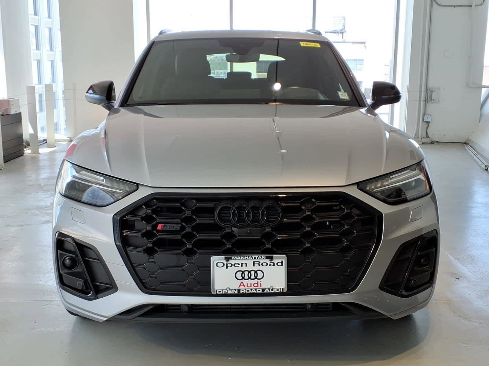 Used 2023 Audi SQ5 Prestige w/ Prestige Package AWD/4WD image 2