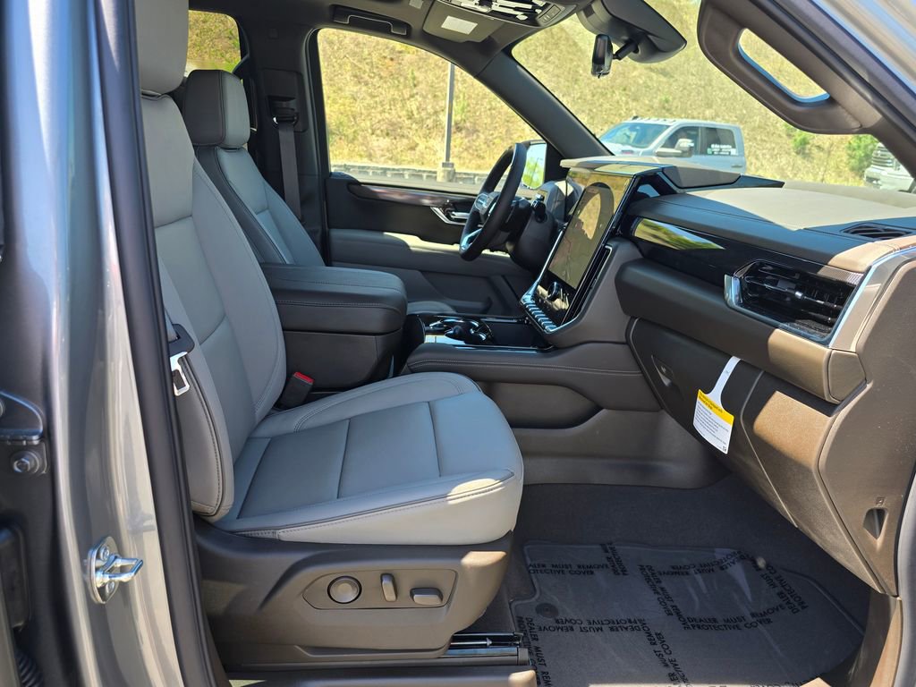 New 2026 GMC Yukon Elevation w/ Elevation Premium Package AWD/4WD image 28