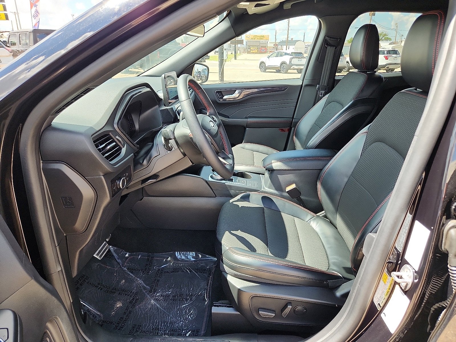Used 2023 Ford Escape ST-Line image 11