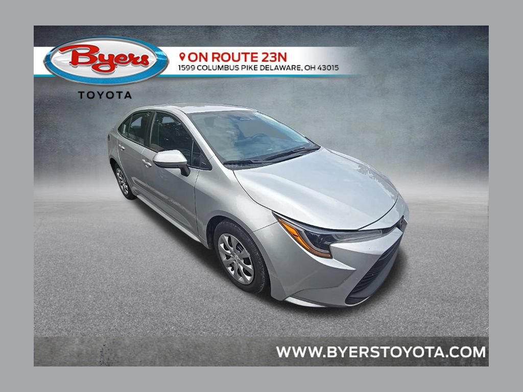 Used 2025 Toyota Corolla LE FWD image 1