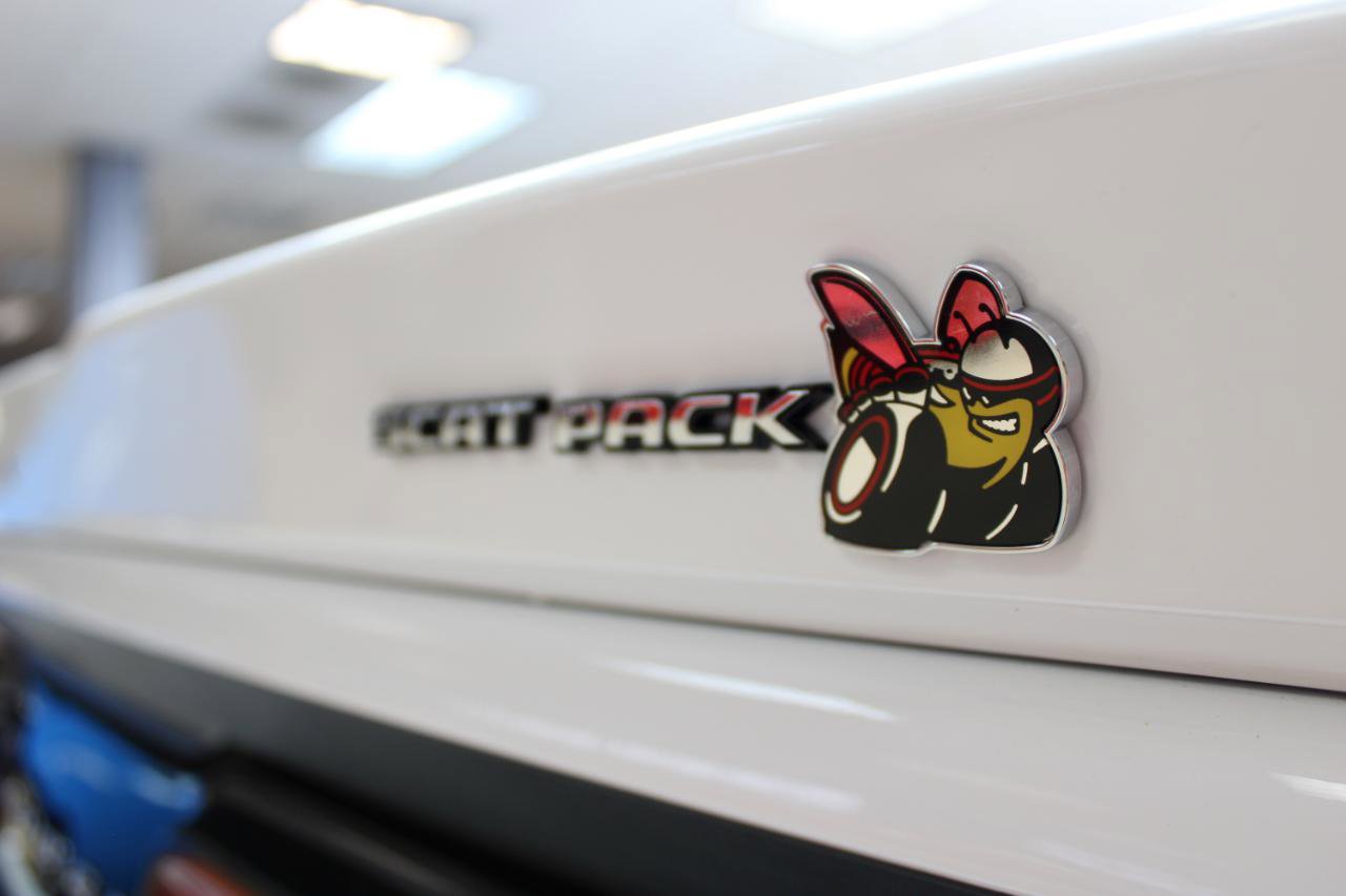 Used 2016 Dodge Challenger R/T Scat Pack w/ Leather Interior Group image 26