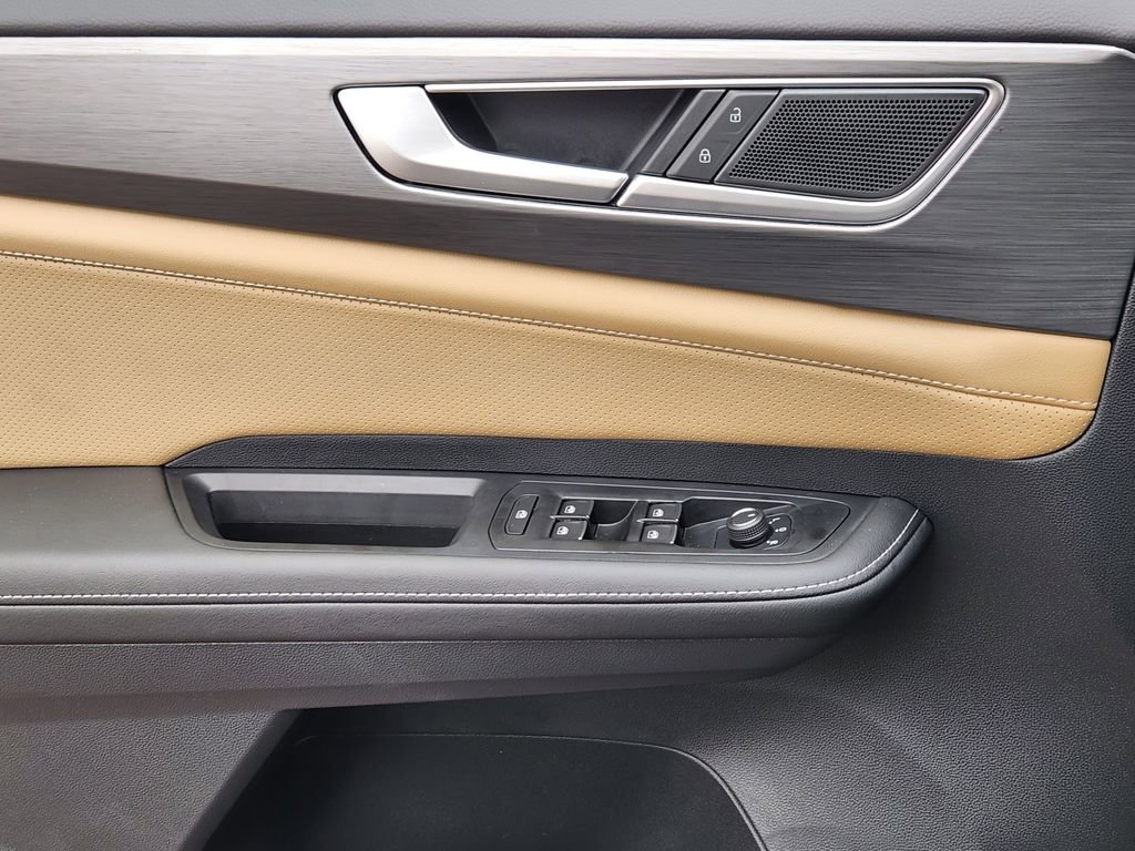 New 2026 Volkswagen Atlas Cross Sport SE image 3