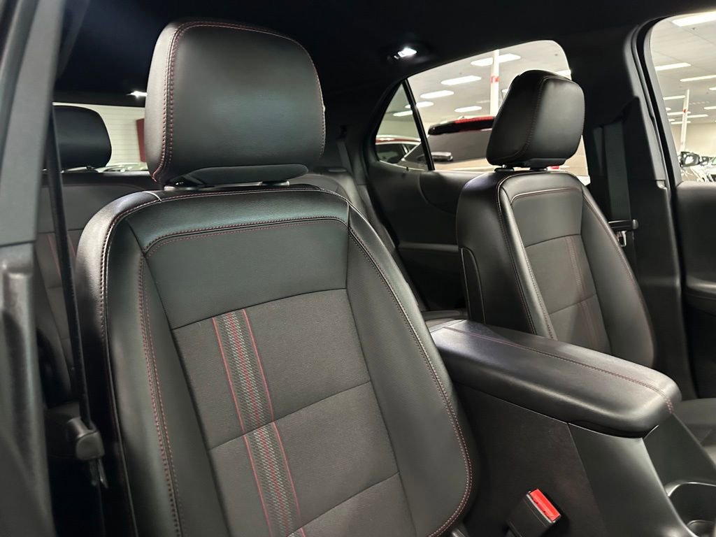 Used 2022 Chevrolet Equinox RS image 30