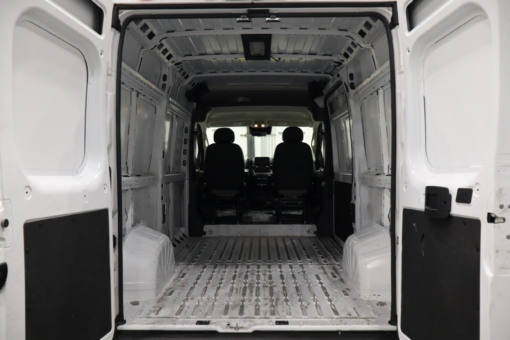 Used 2024 RAM ProMaster 1500 w/ Safety Group FWD image 8