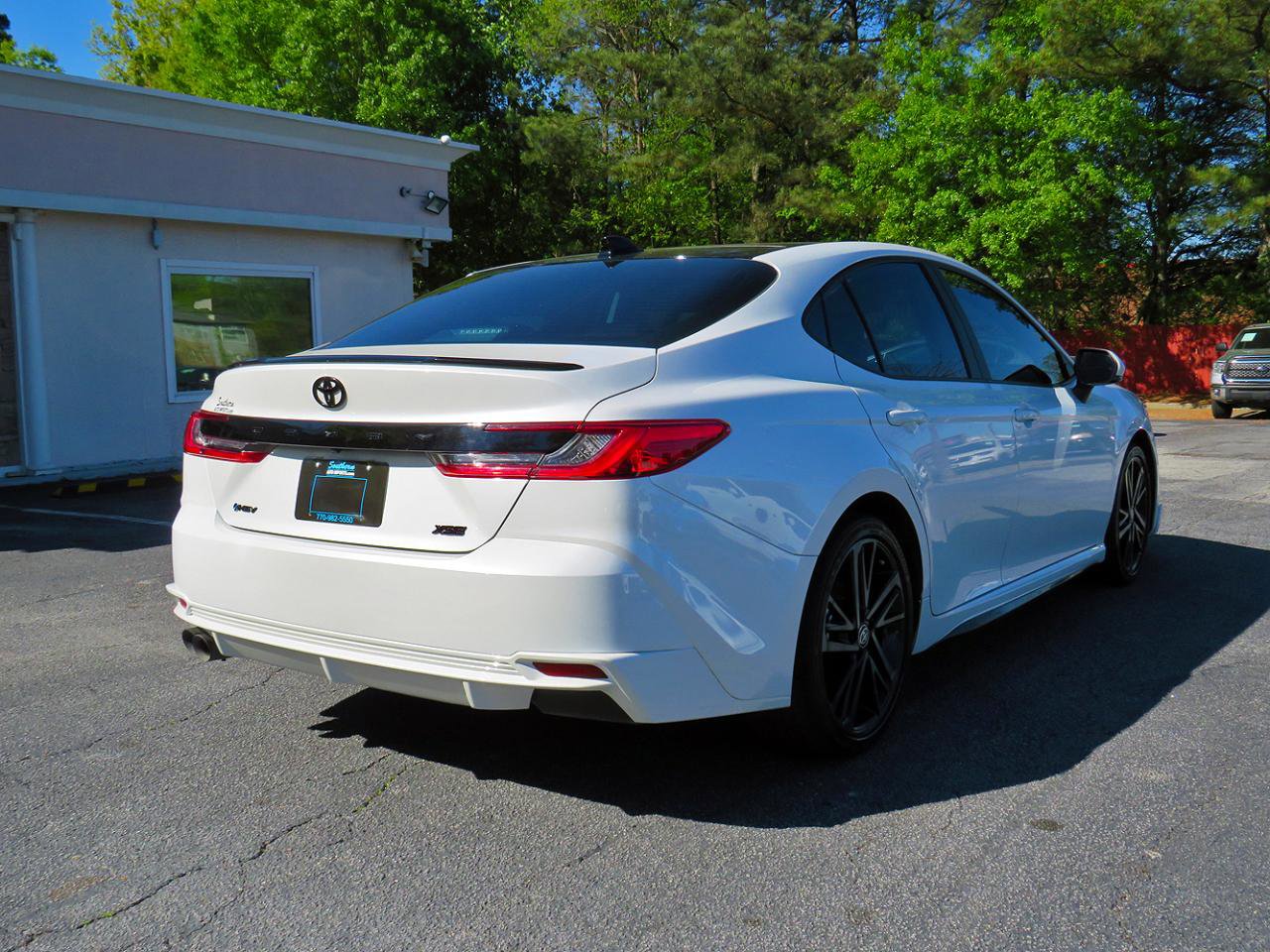 Used 2025 Toyota Camry LE image 7