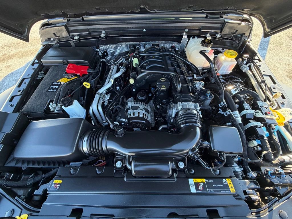 Certified 2024 Jeep Gladiator Sport image 18