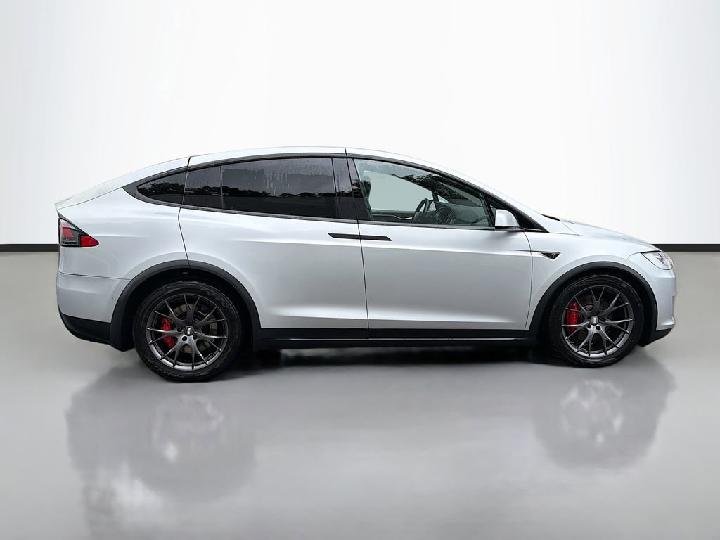 Used 2016 Tesla Model X Performance AWD/4WD image 4