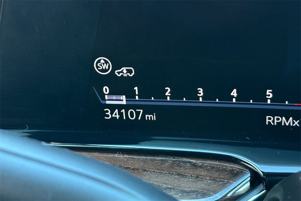 Used 2023 Cadillac Escalade ESV Sport Platinum image 33