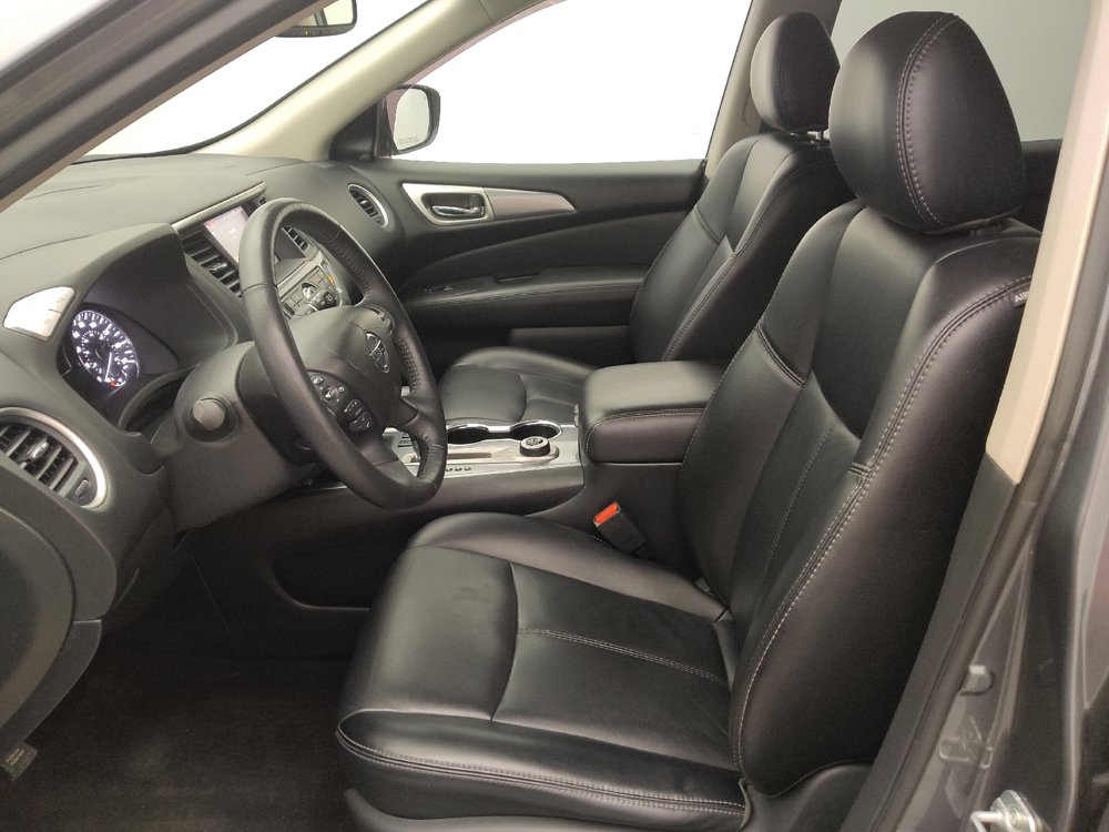 Used 2019 Nissan Pathfinder SL AWD/4WD image 17