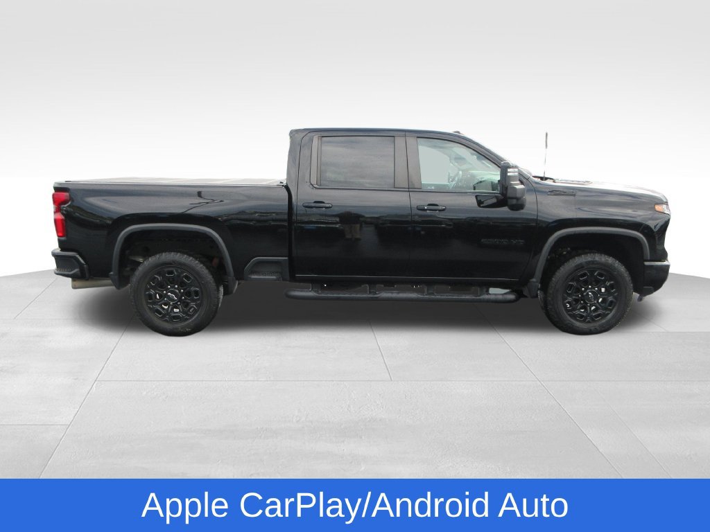 Certified 2024 Chevrolet Silverado 2500 LT w/ Midnight Edition AWD/4WD image 6