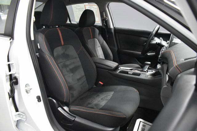 Certified 2023 Nissan Sentra SR w/ Electronics Package image 14