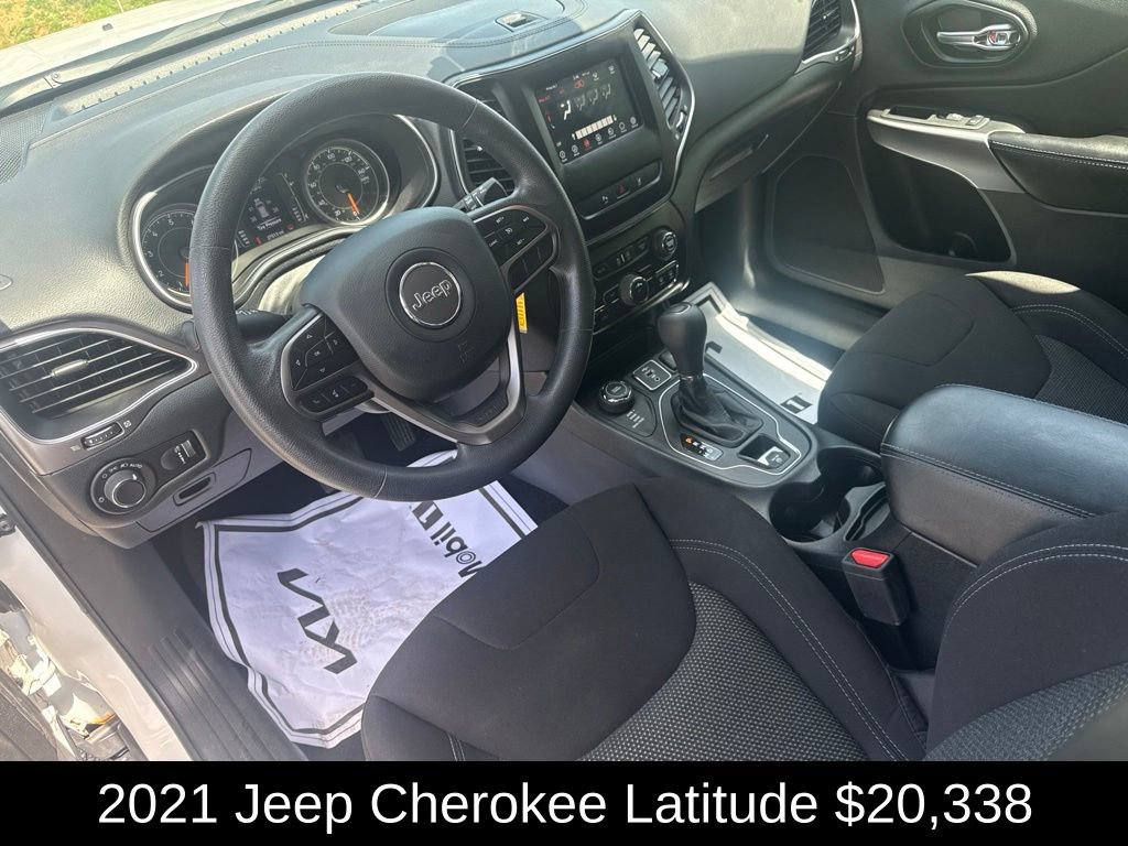 Used 2021 Jeep Cherokee Latitude w/ Mobile Office Group AWD/4WD image 9