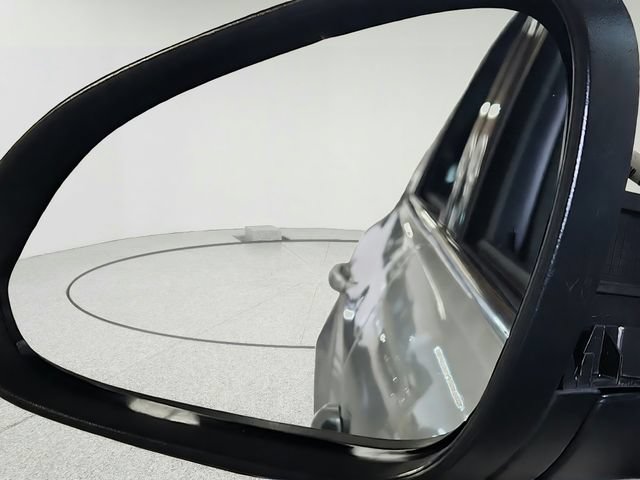 Used 2016 Buick Regal FWD image 11