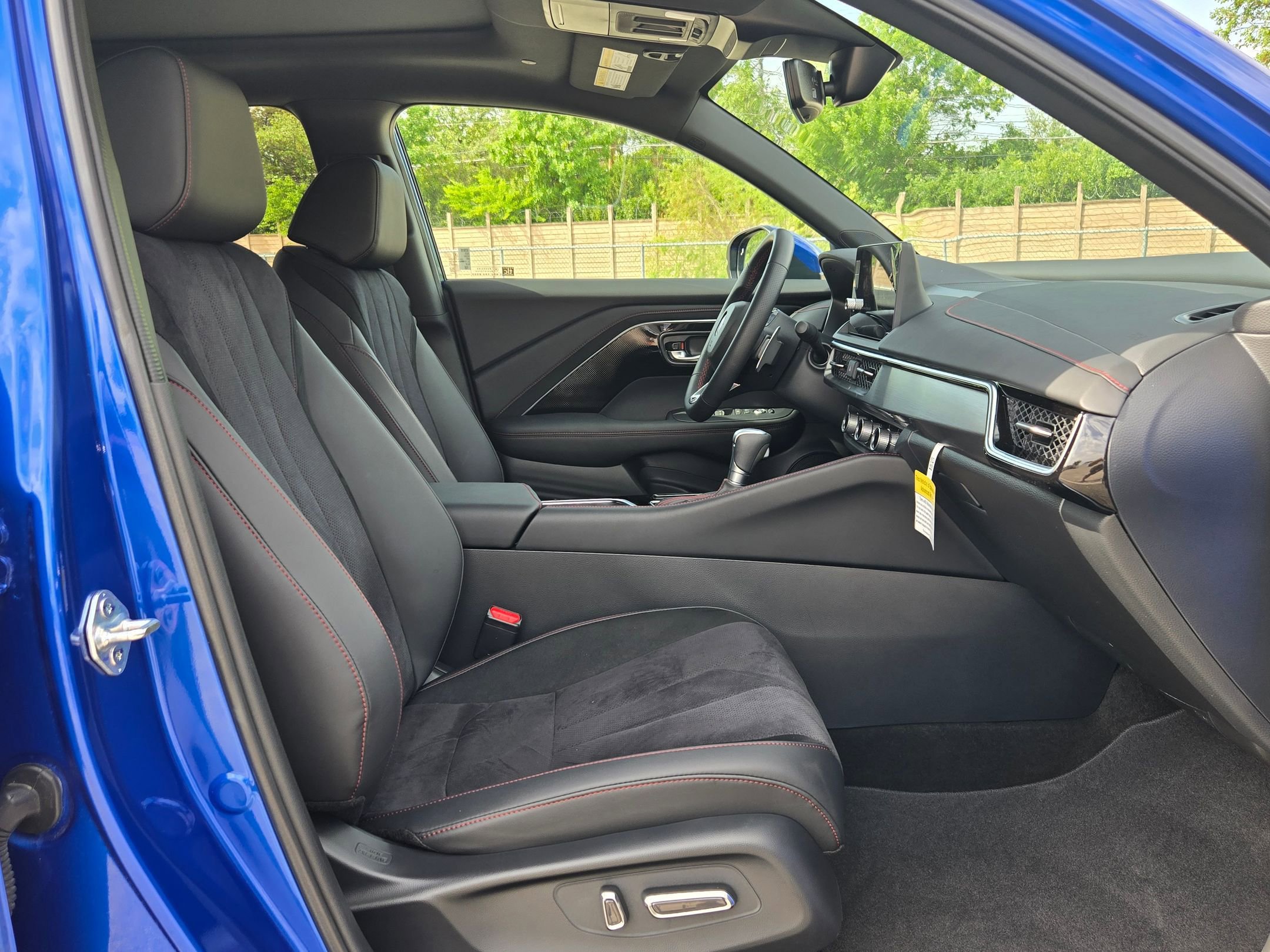 Used 2025 Acura ADX A-Spec image 26