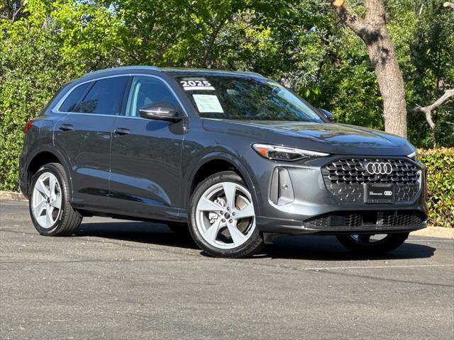 Certified 2025 Audi Q5 Premium w/ Premium Plus AWD/4WD image 2