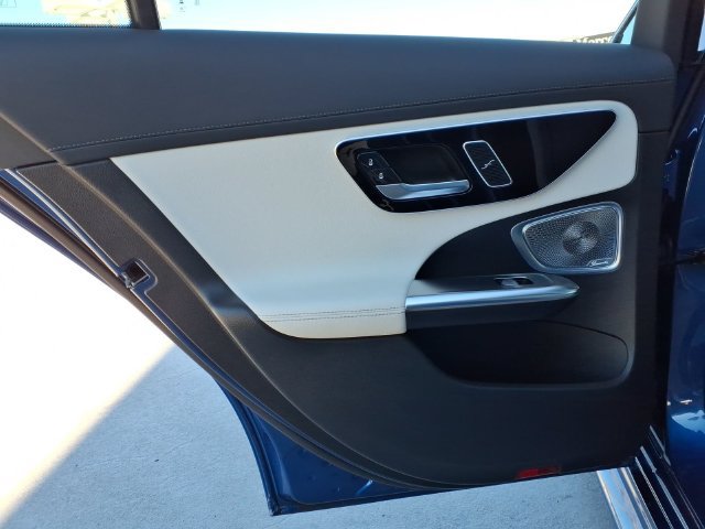 Used 2023 Mercedes-Benz C 300 Sedan image 17