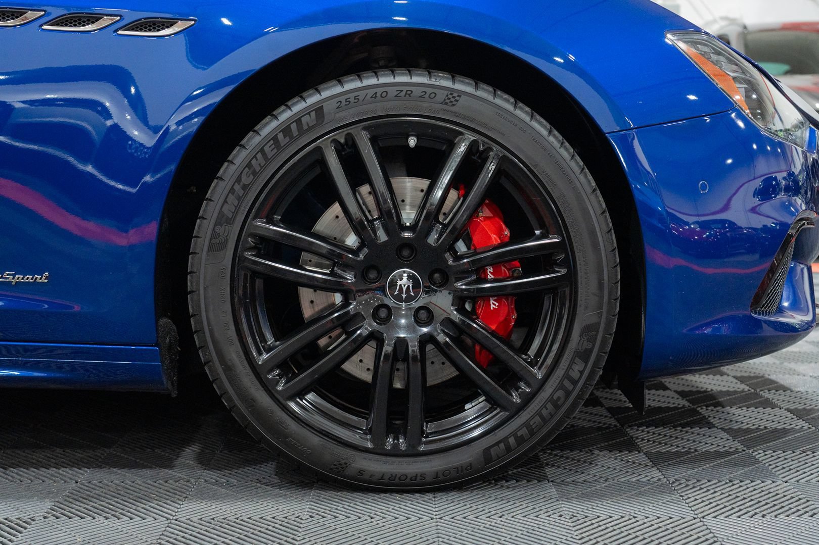 Used 2021 Maserati Ghibli S GranSport RWD image 15