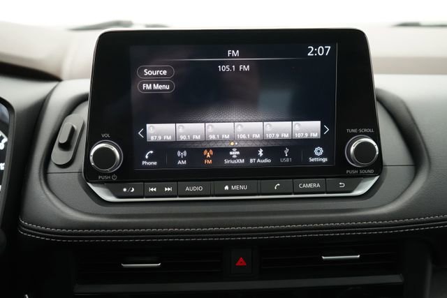 Used 2023 Nissan Rogue SV w/ SV Premium B Package image 28