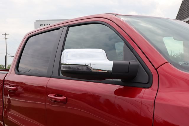 Used 2026 RAM 1500 Laramie AWD/4WD image 2