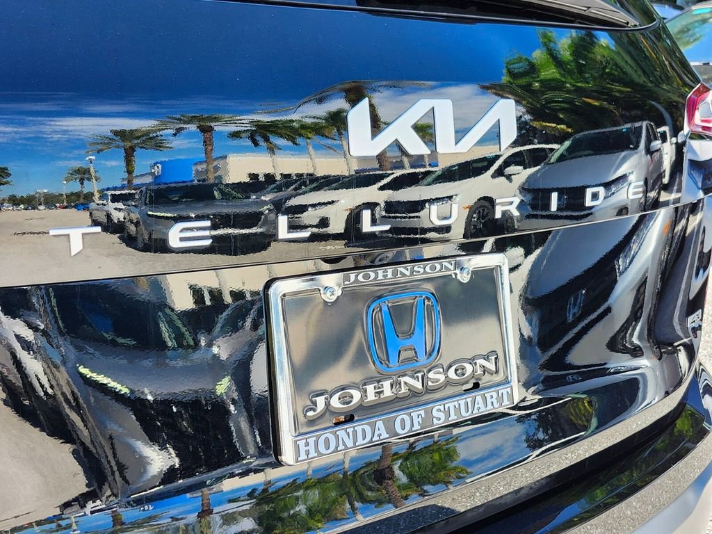 Used 2023 Kia Telluride S w/ S Sunroof Package image 11