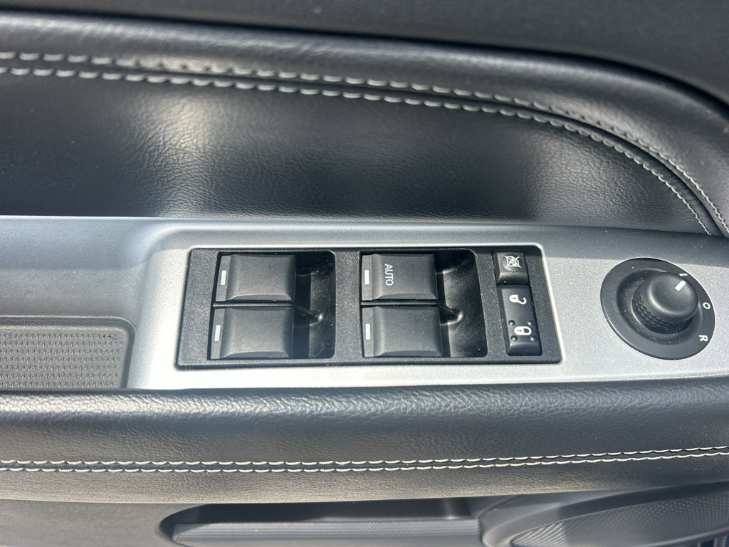 Used 2014 Jeep Compass Latitude FWD image 22