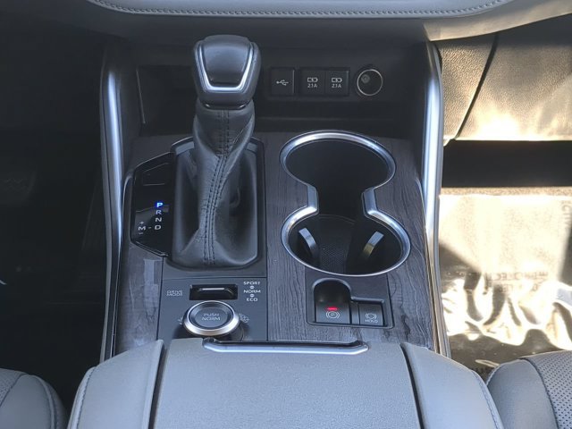 Used 2020 Toyota Highlander Limited AWD/4WD image 18
