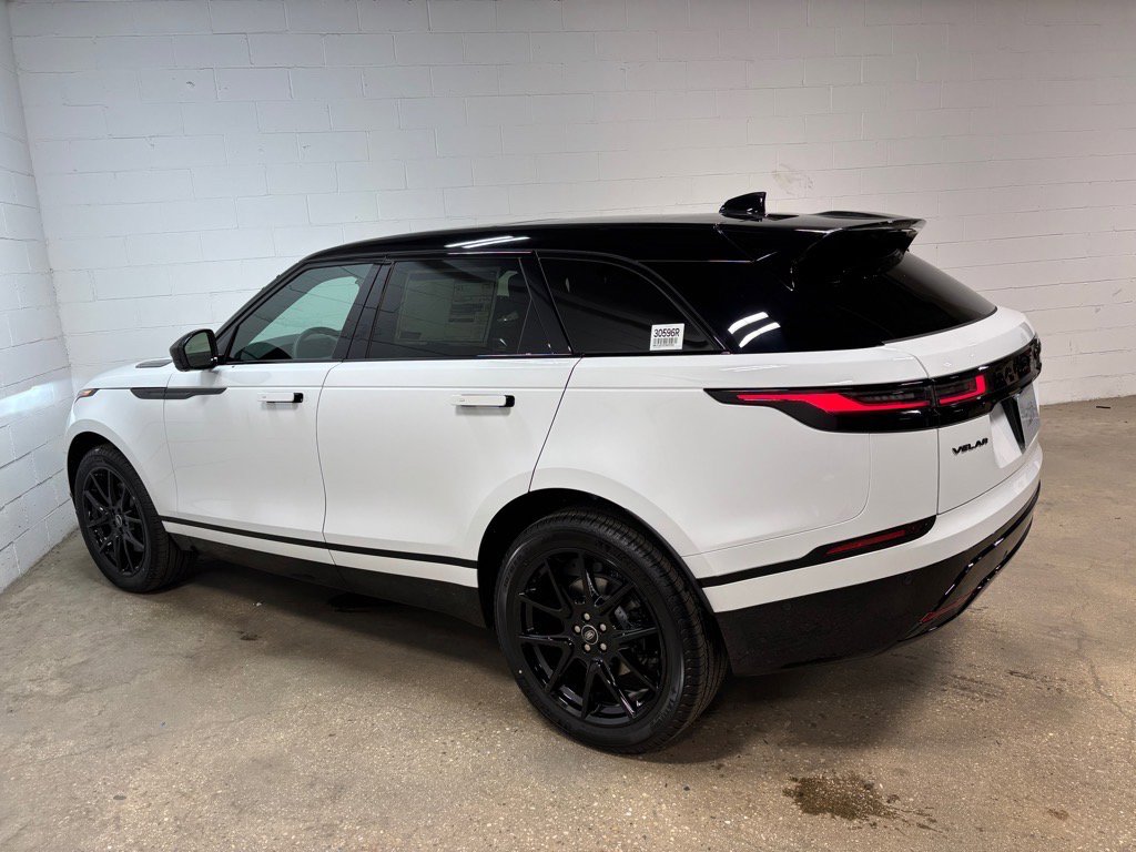 New 2026 Land Rover Range Rover Velar Dynamic SE image 10