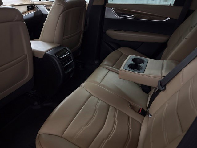 Used 2021 Cadillac XT5 Sportv w/ Platinum Package AWD/4WD image 23