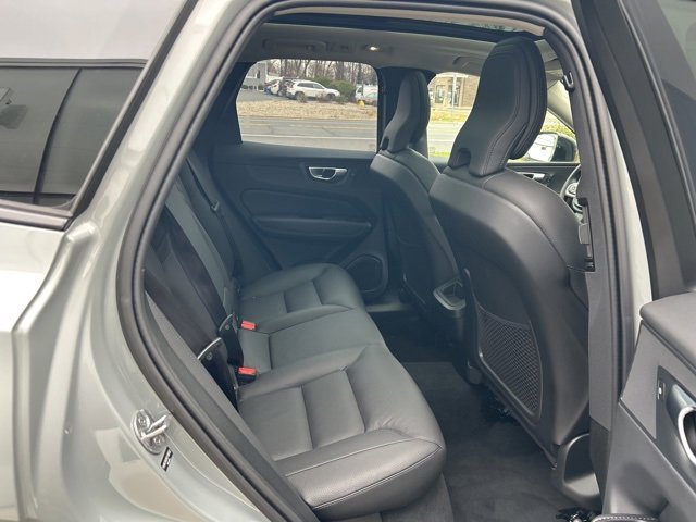 Certified 2025 Volvo XC60 B5 Plus image 13
