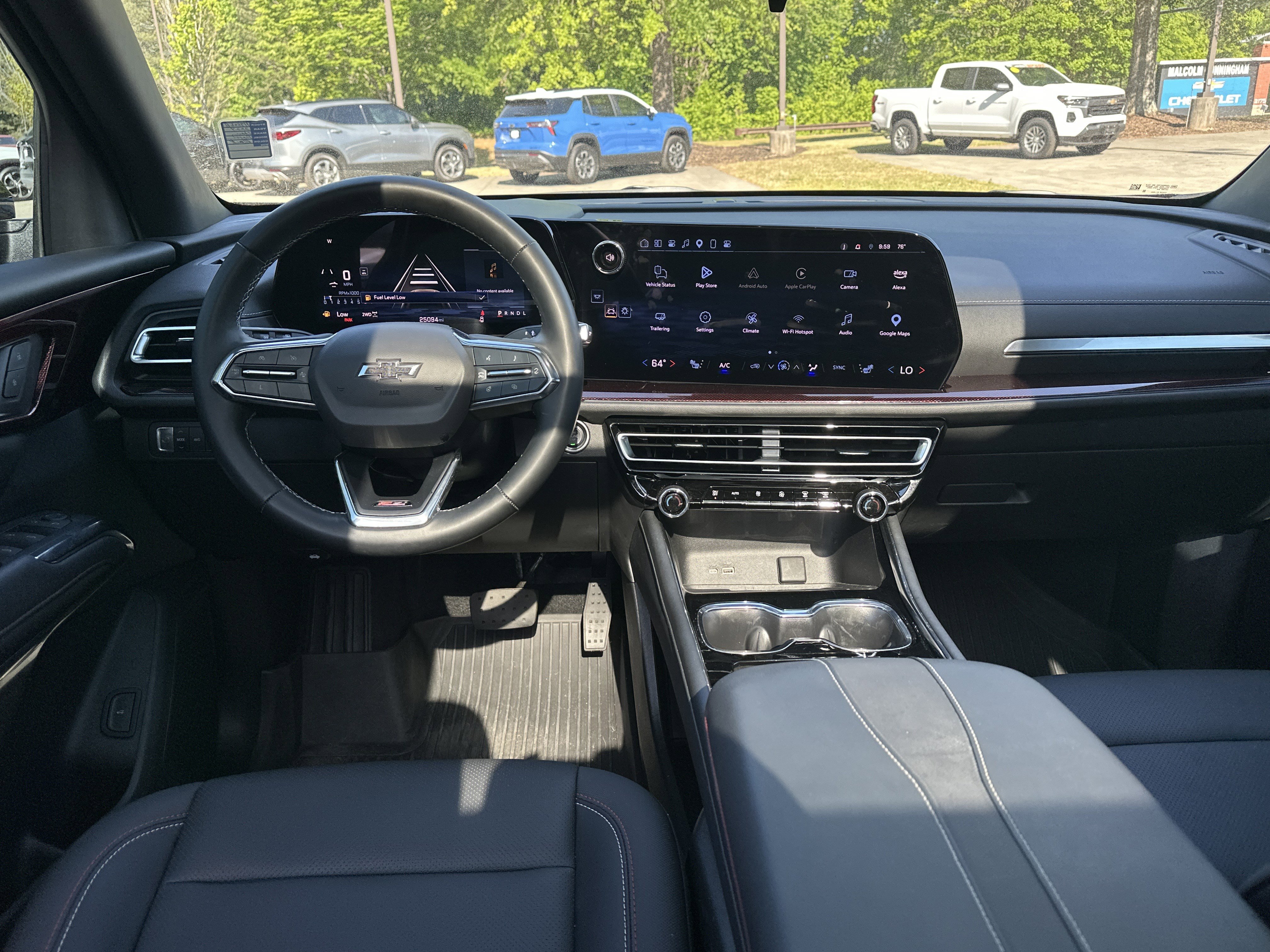 Certified 2024 Chevrolet Traverse Z71 w/ LPO, Floor Liner Package AWD/4WD image 24