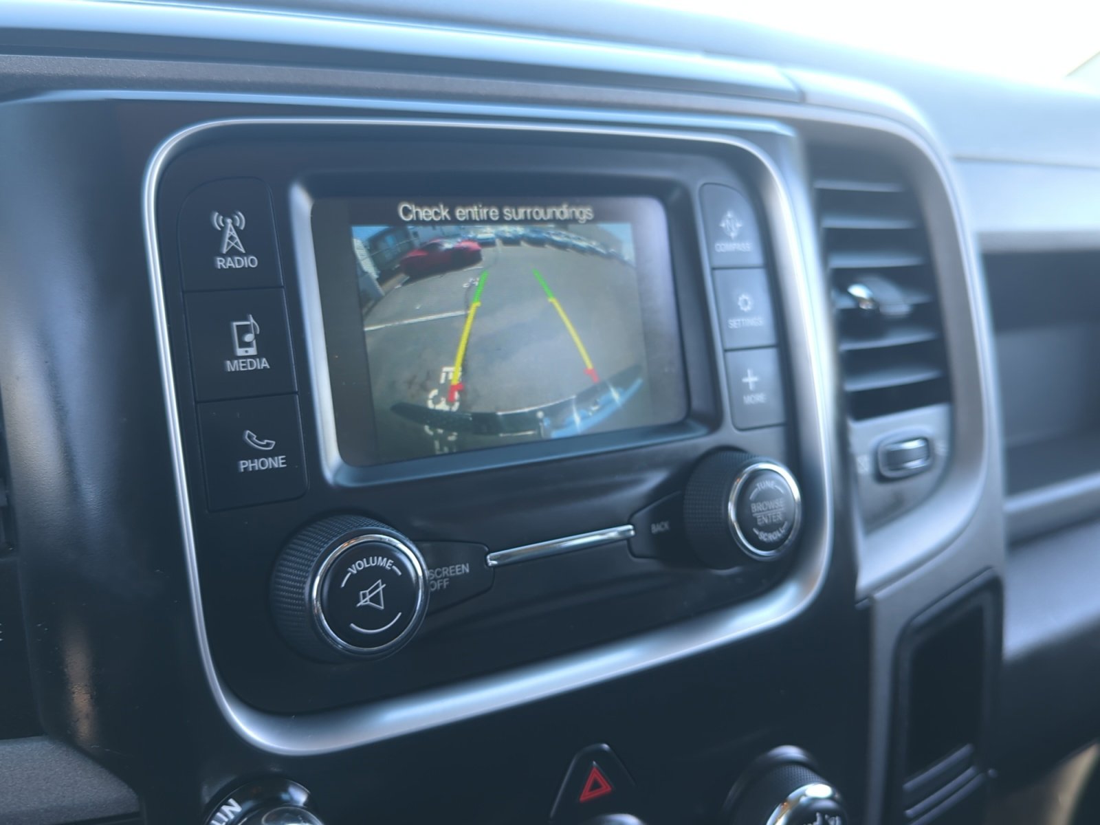 Used 2017 RAM 1500 Express image 27