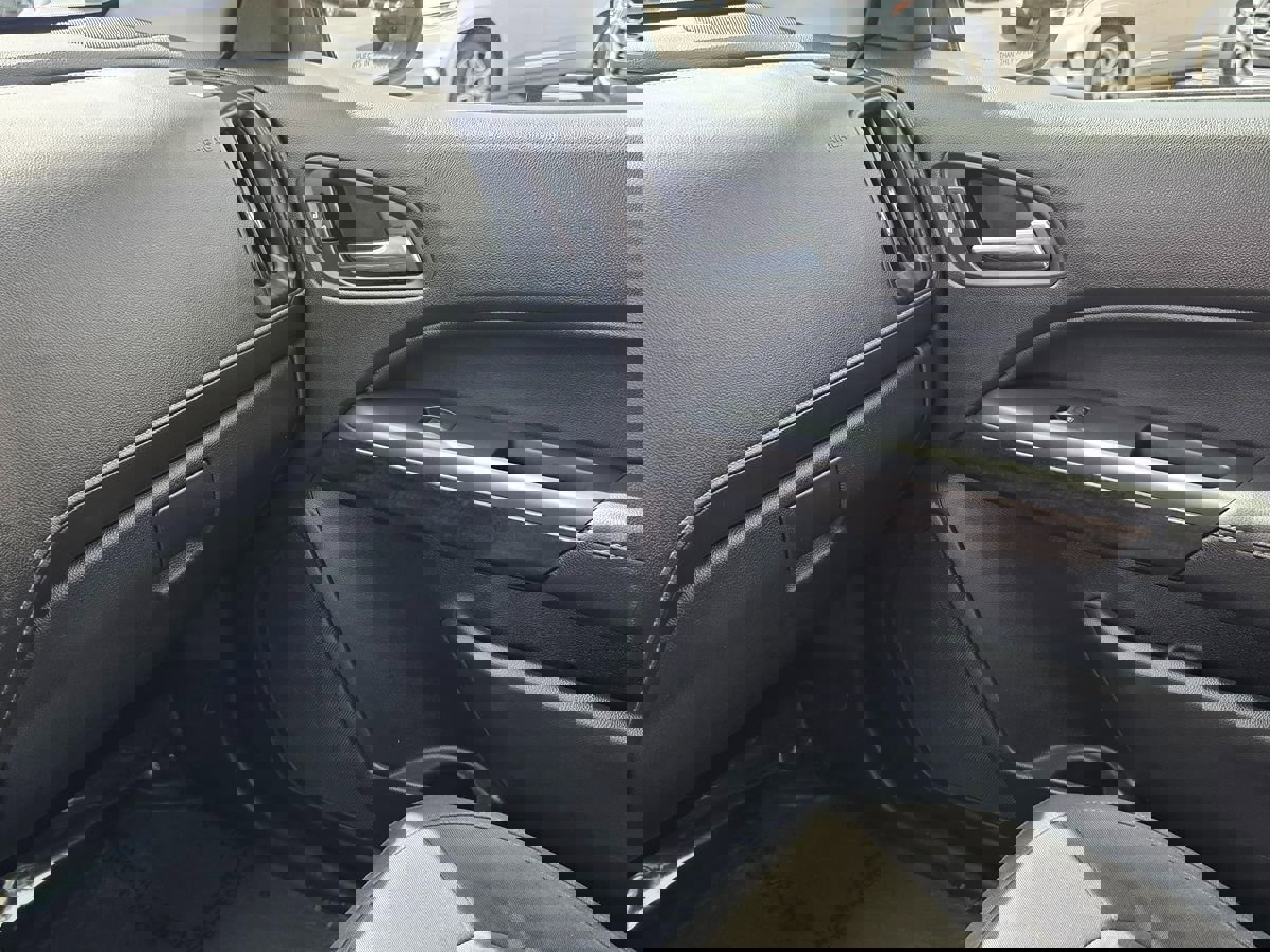 Used 2018 GMC Canyon SLE w/ SLE Convenience Package image 36