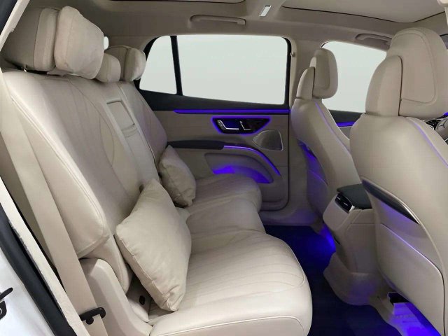 Used 2024 Mercedes-Benz EQS 450+ SUV image 22